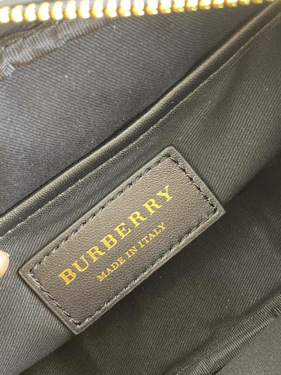 Picture of Burberry Mens Bags _SKUfw144942423fw